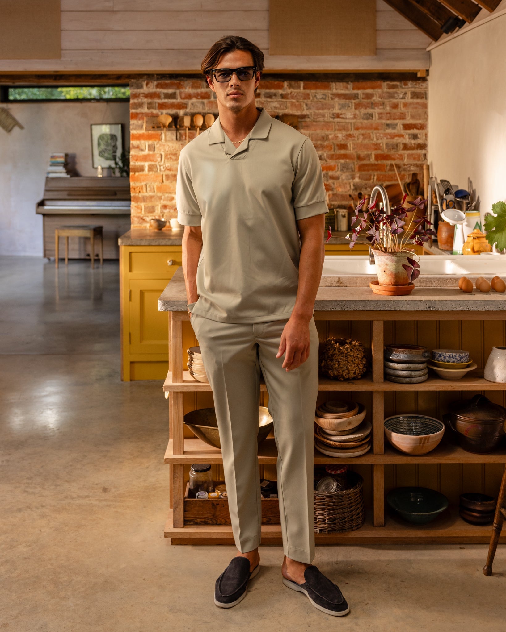 BLUE SLIM-FIT PORTOFINO LINEN PANTS