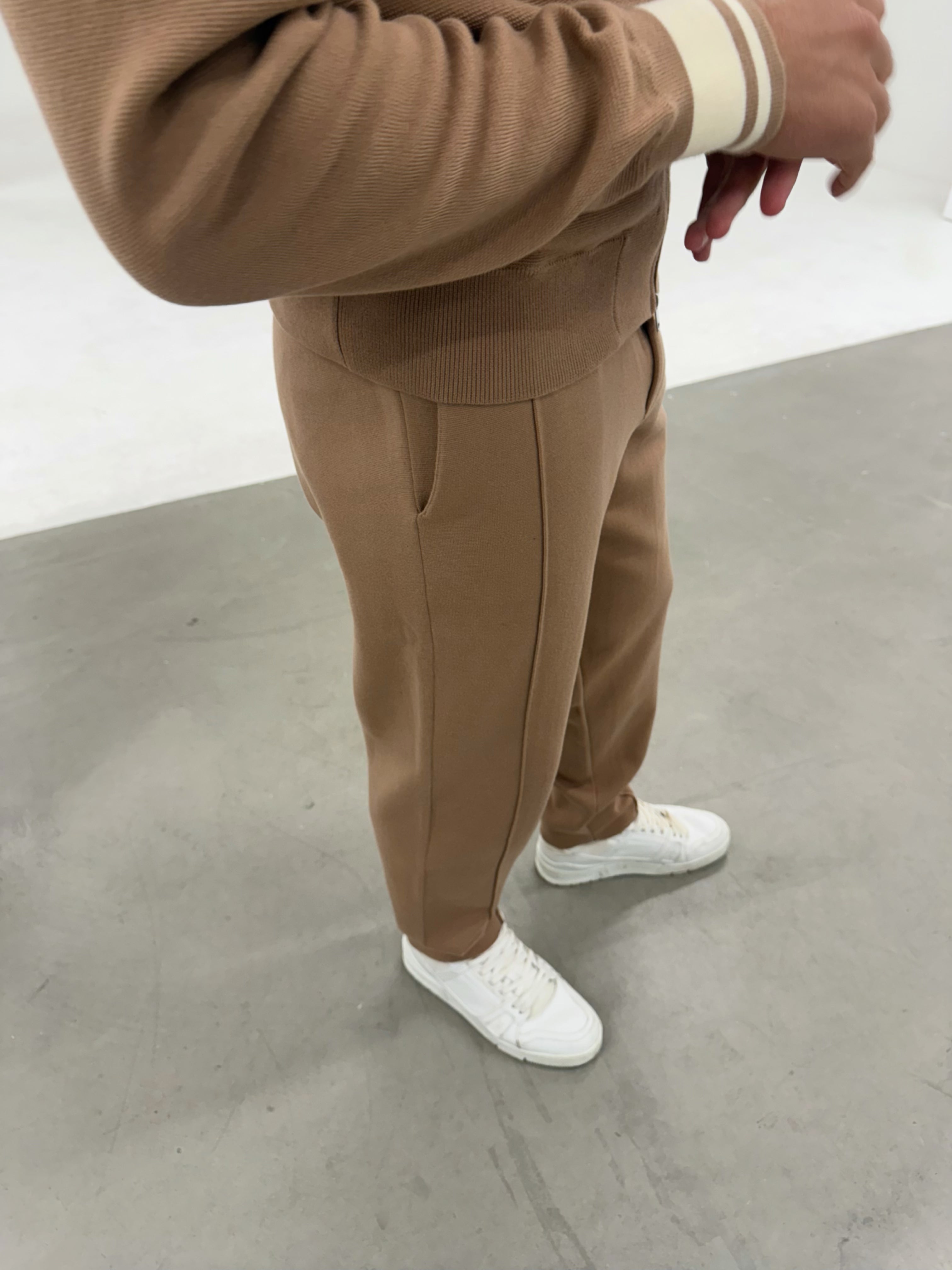 ATELIER KNIT TROUSER BEIGE