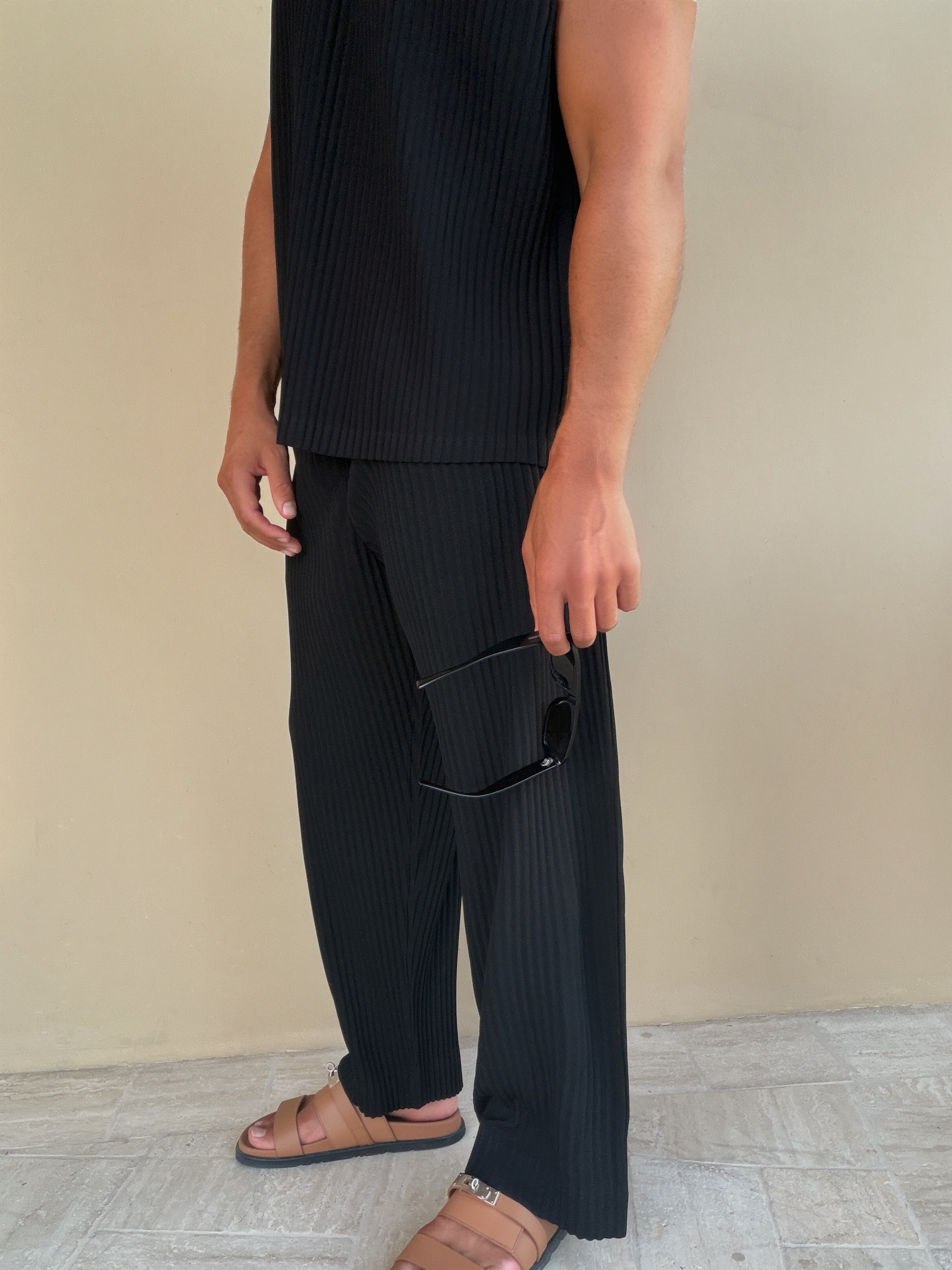 PLEAT TROUSER BLACK