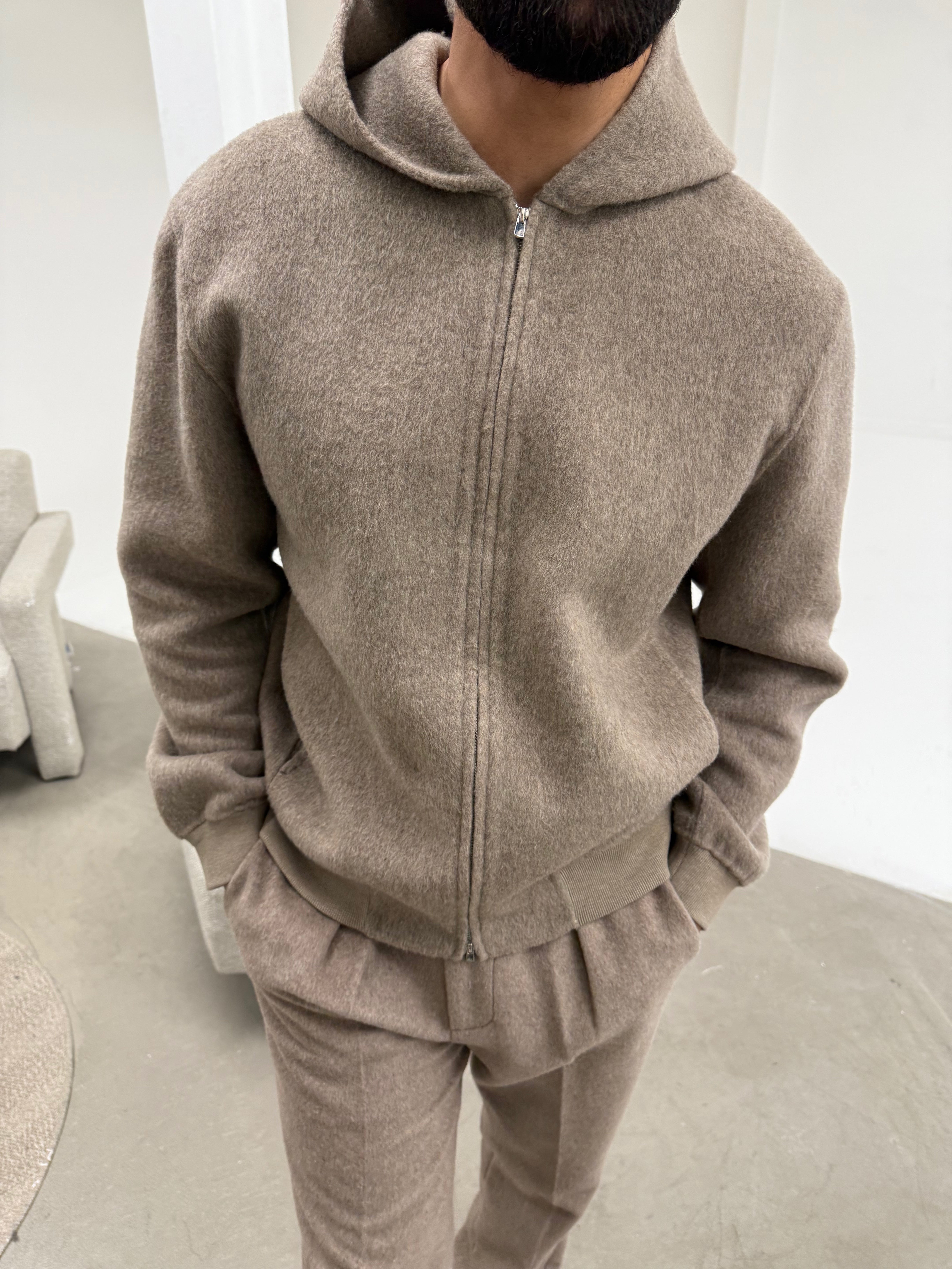 WOOL ZIP HOODIE BROWN