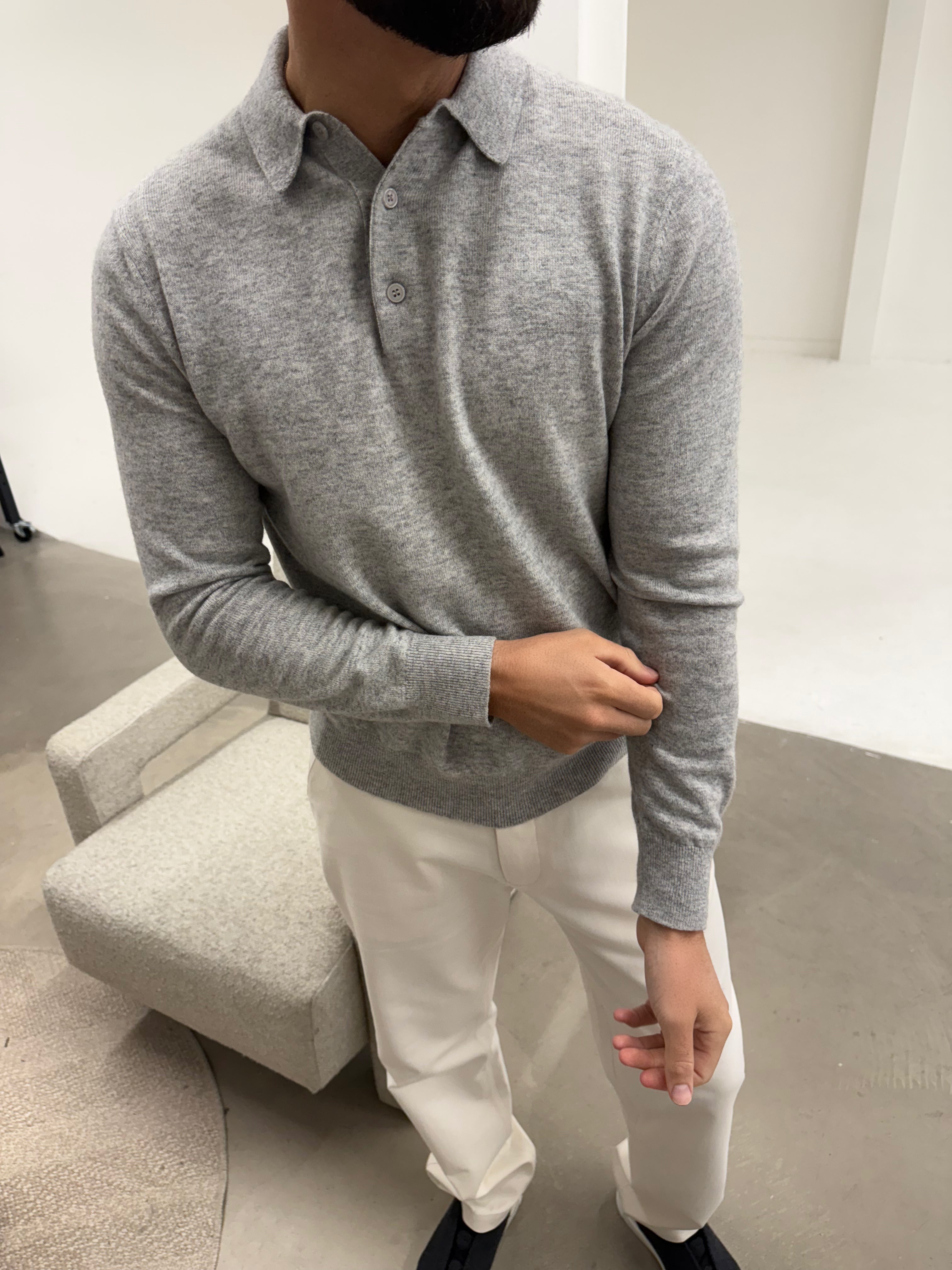 KNIT BUTTON POLO LIGHT GREY