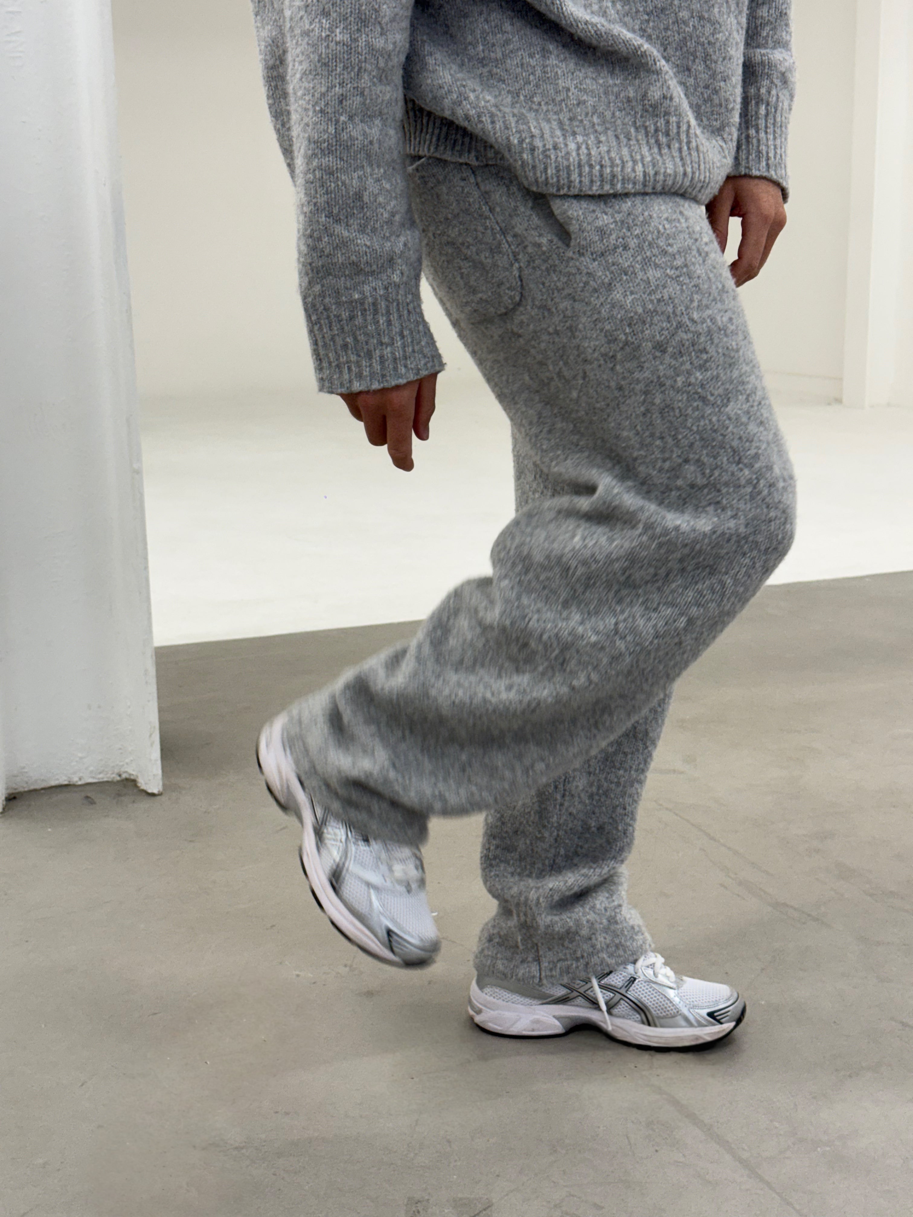 COSY KNIT JOGGER GREY MARL