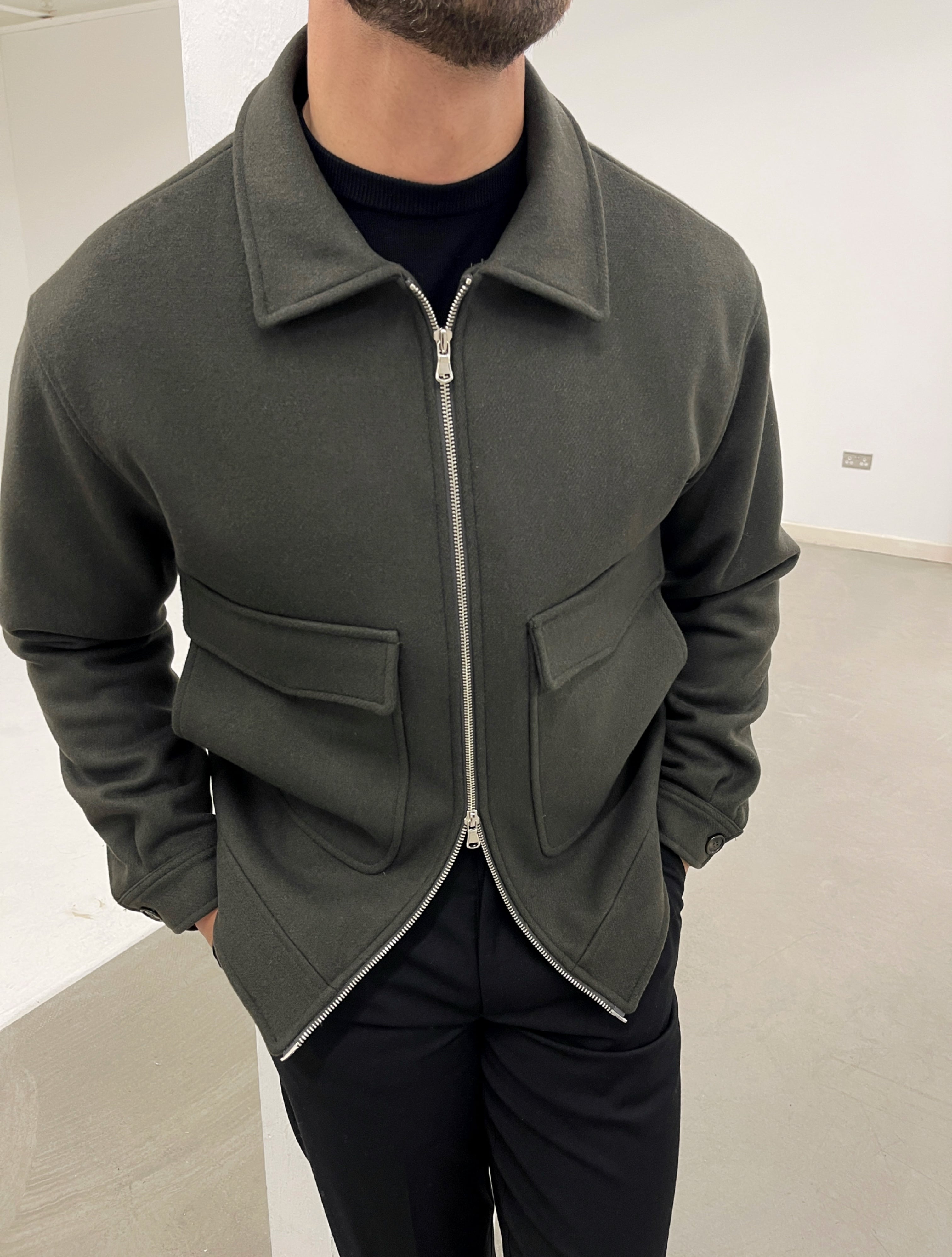 WOOL ZIP JACKET OLIVE