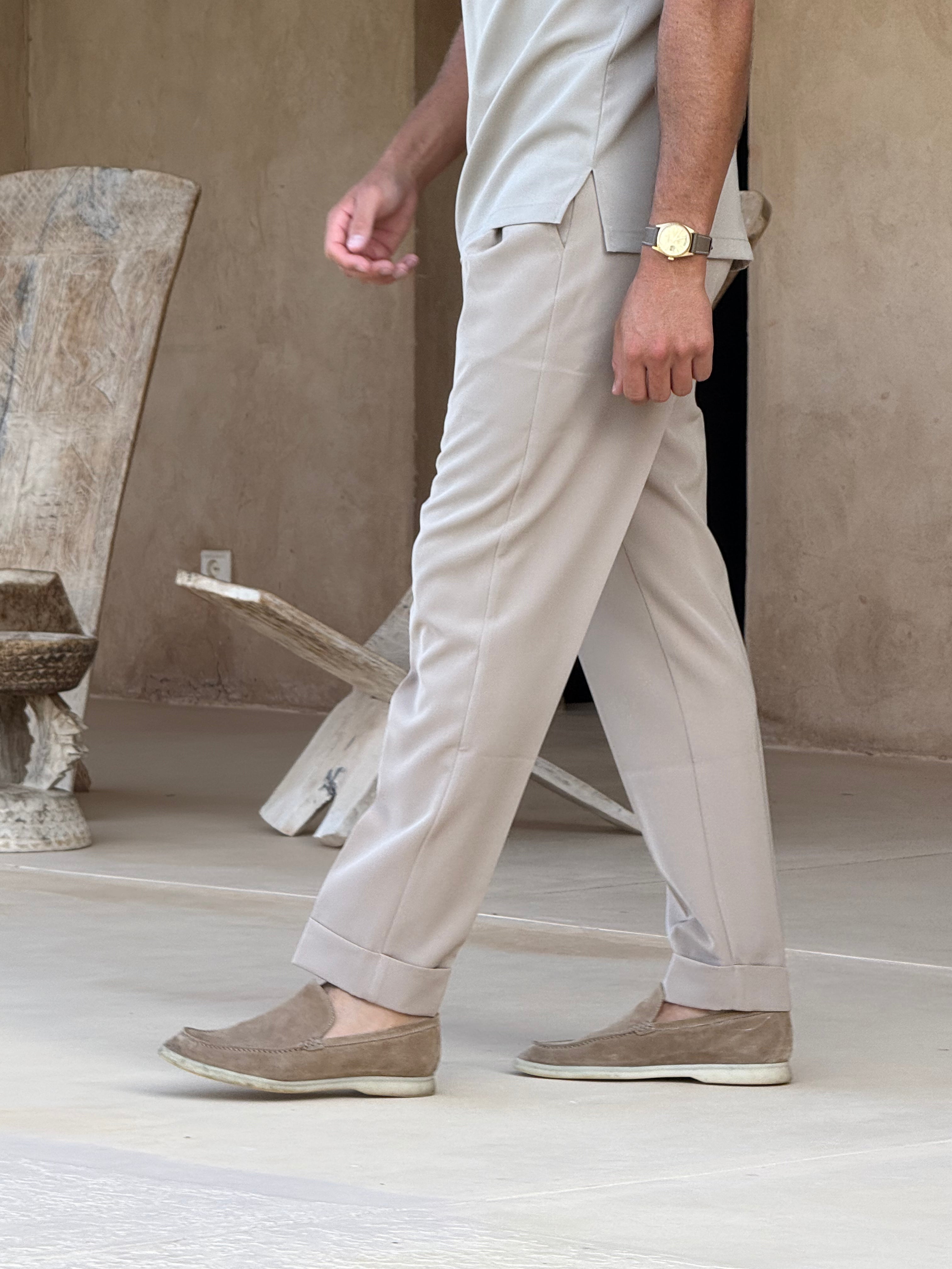 OXFORD PLEATED TROUSER TAUPE