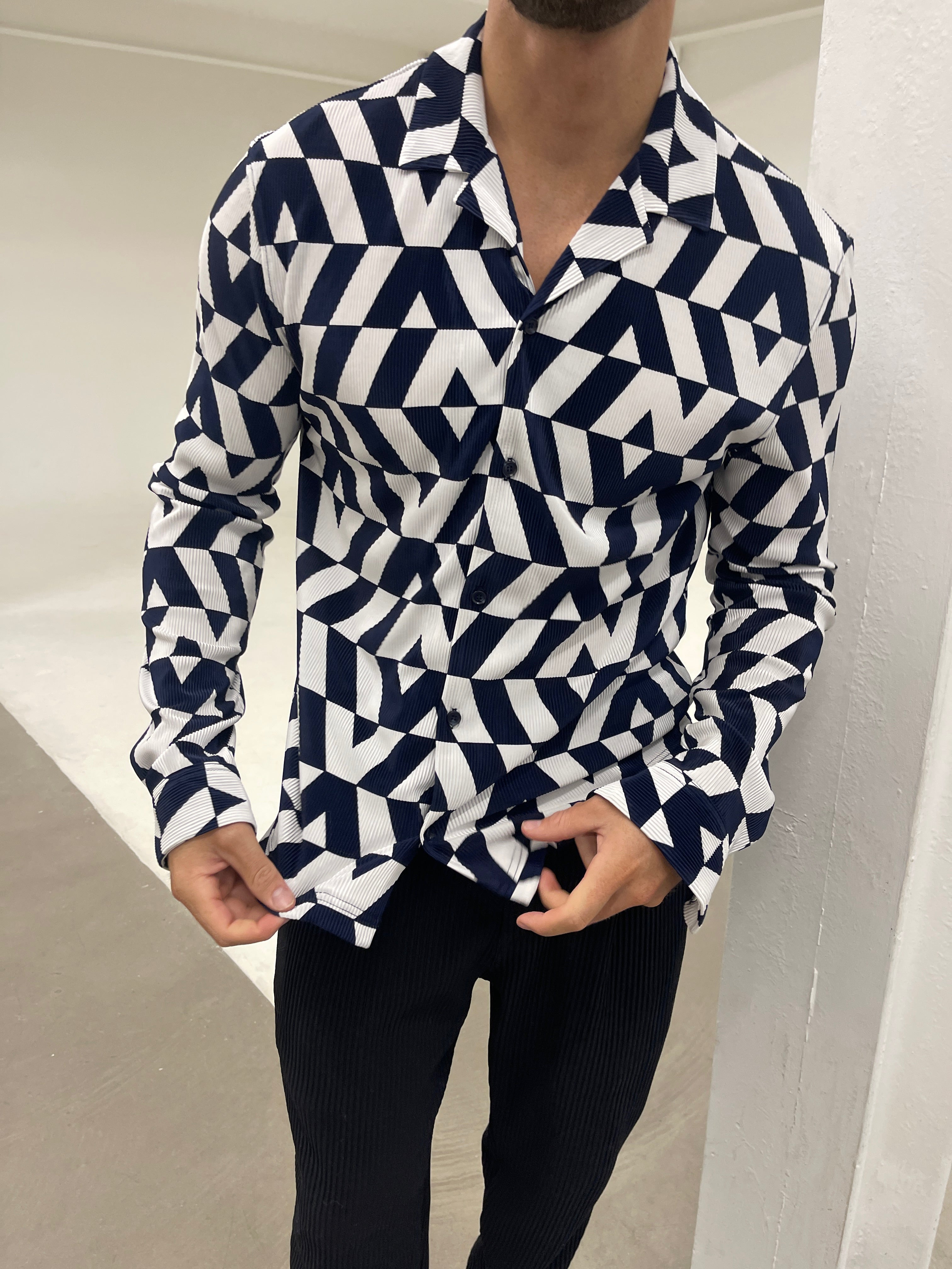 Santos Pleat Shirt Navy