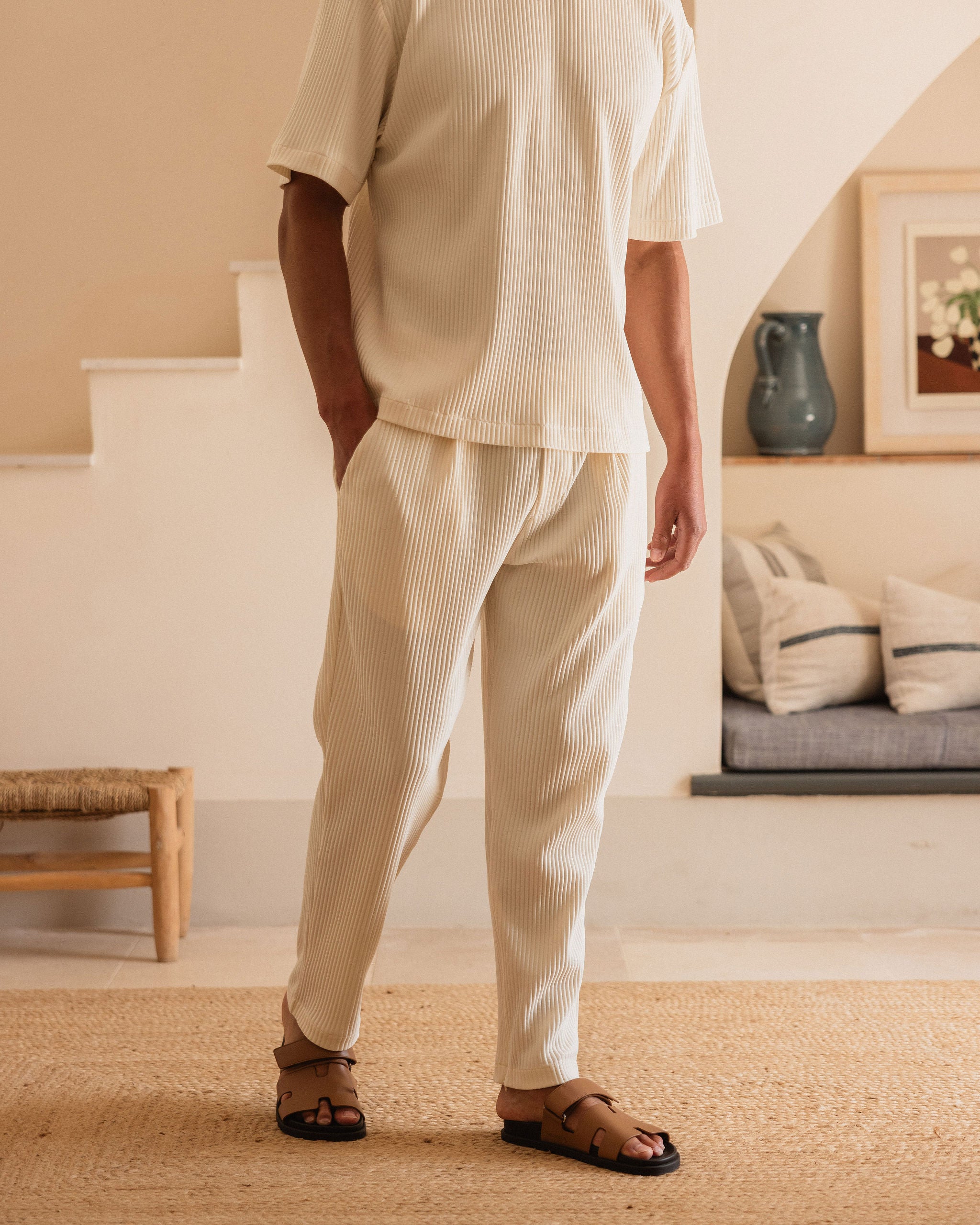 PLEAT TROUSER ECRU