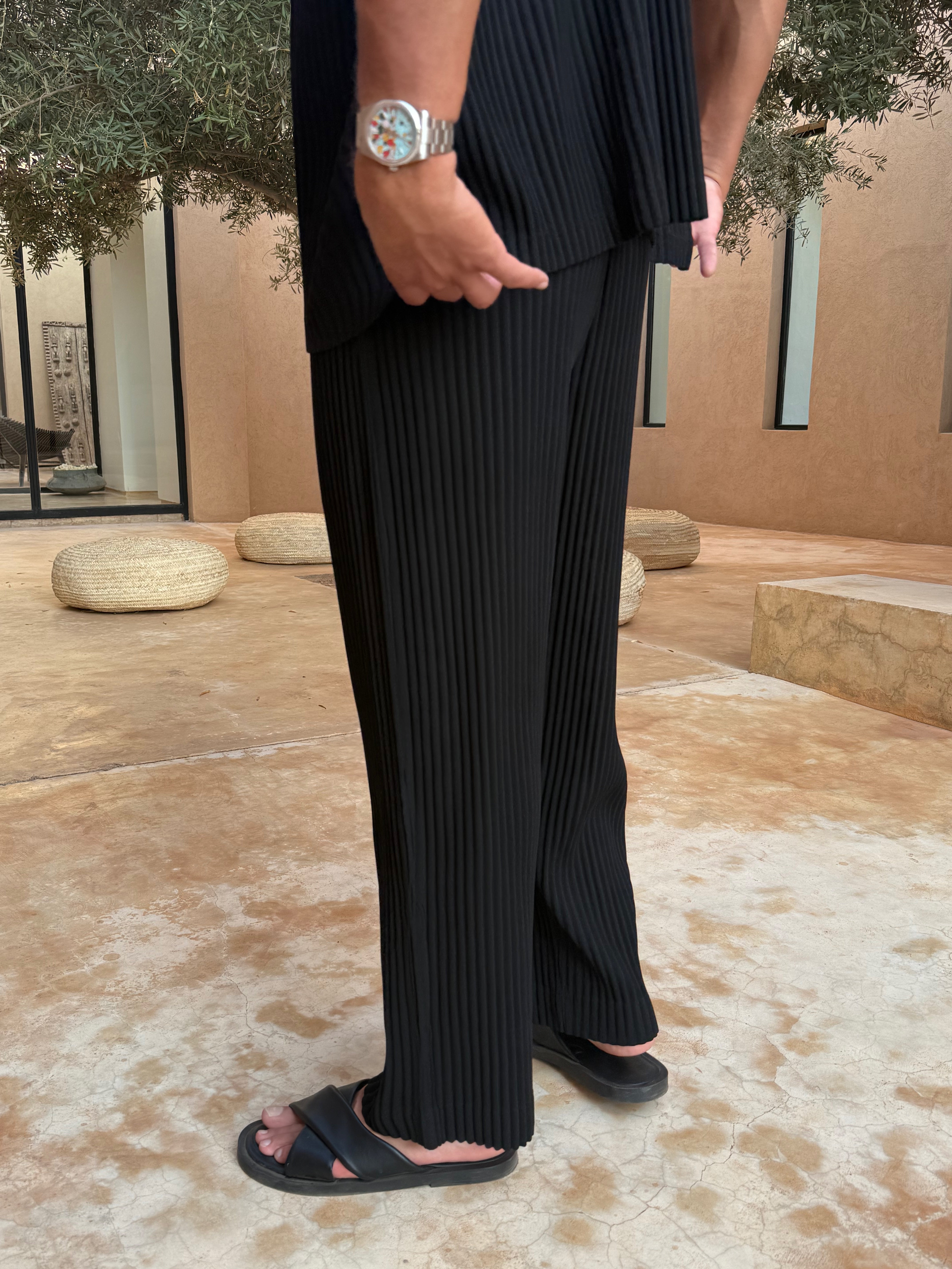 PLEAT TROUSER BLACK