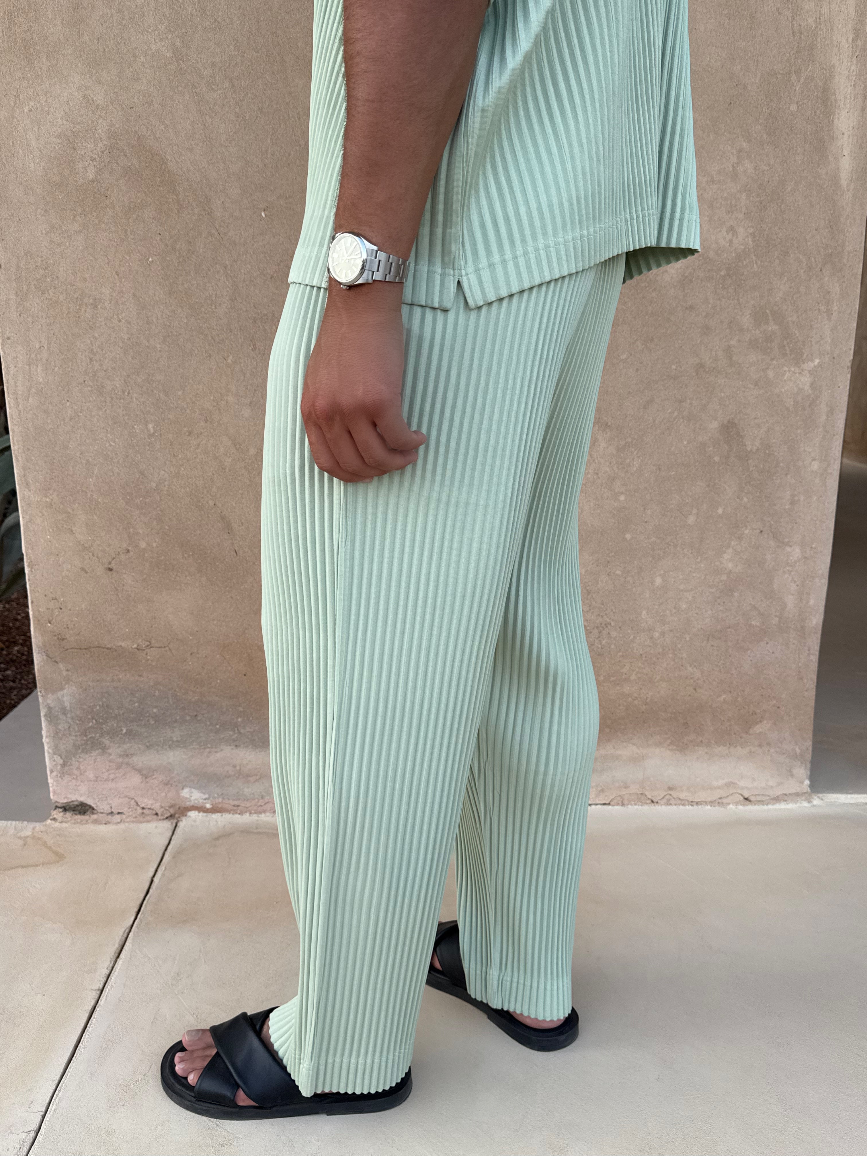 PLEAT TROUSER PISTACHÉ