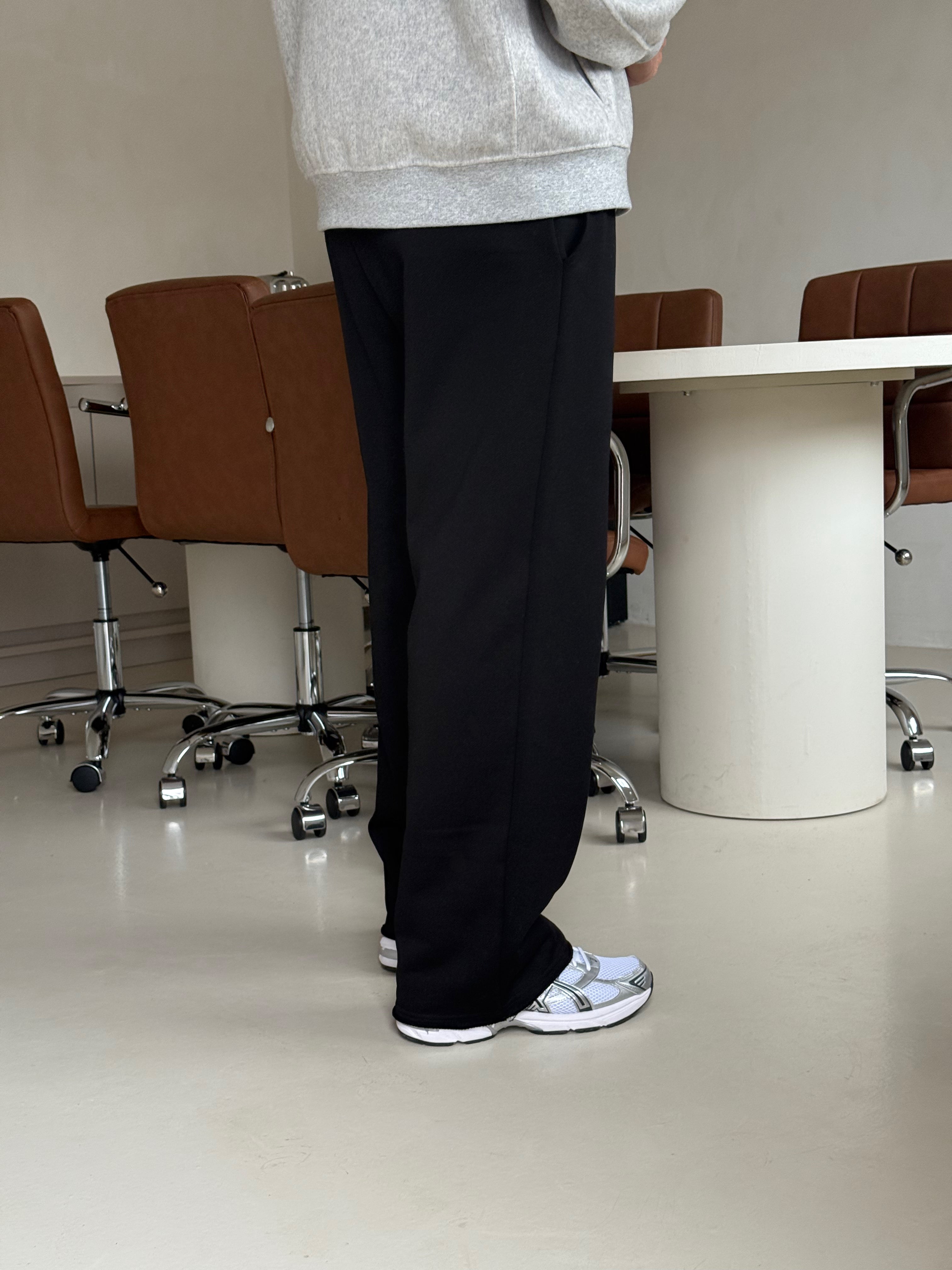 CLASSIC SWEATPANTS BLACK