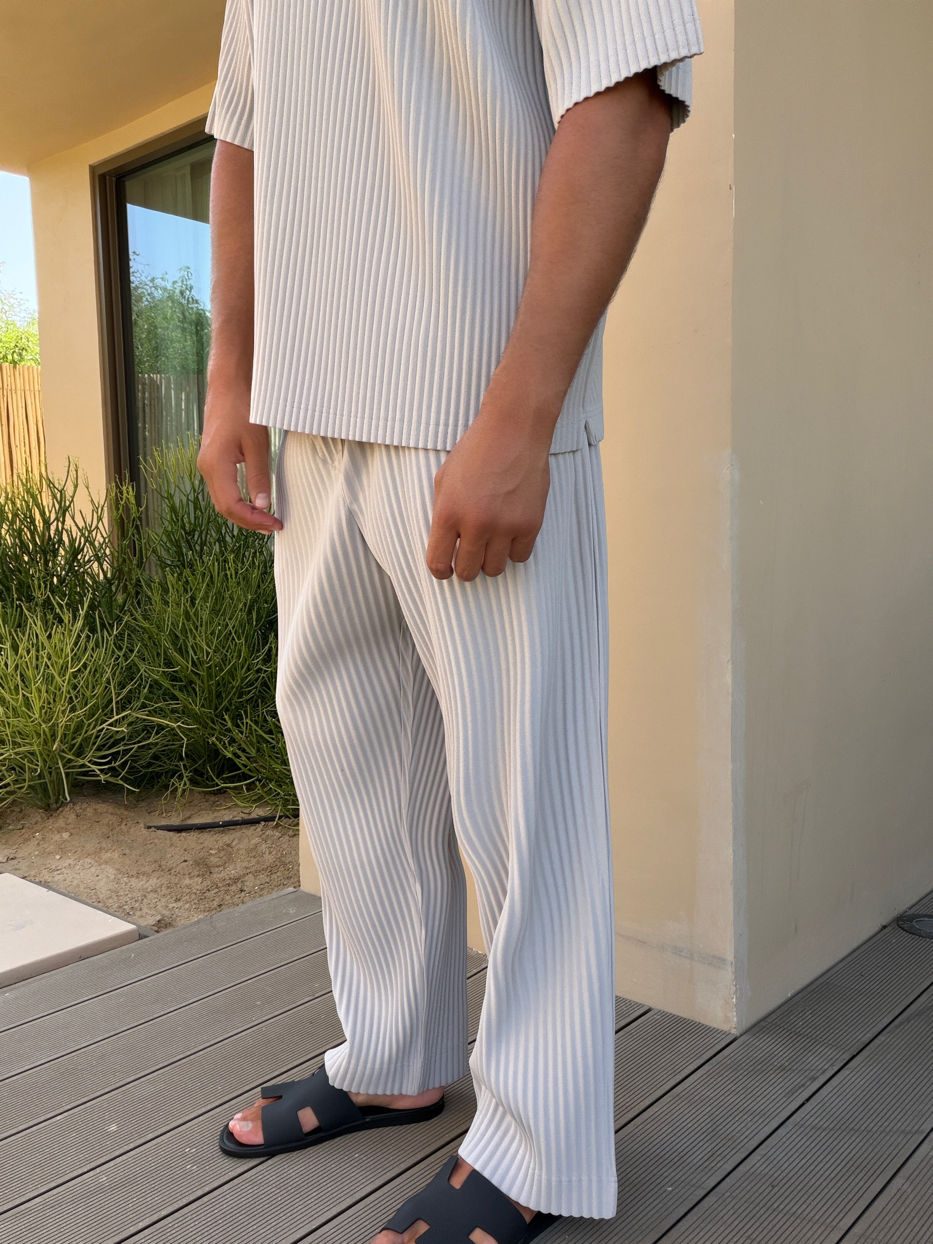 PLEAT TROUSER GREY