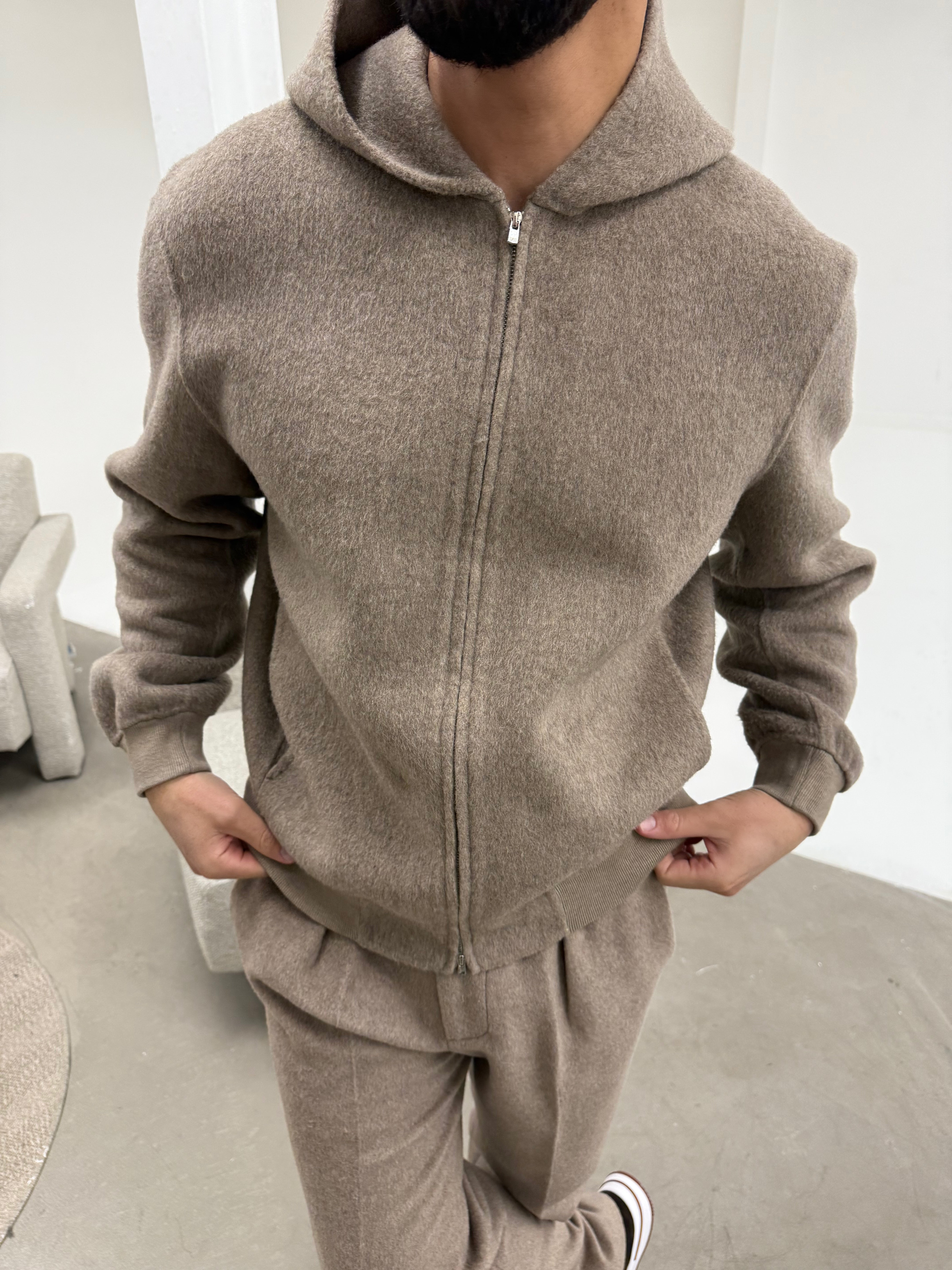 WOOL ZIP HOODIE BROWN