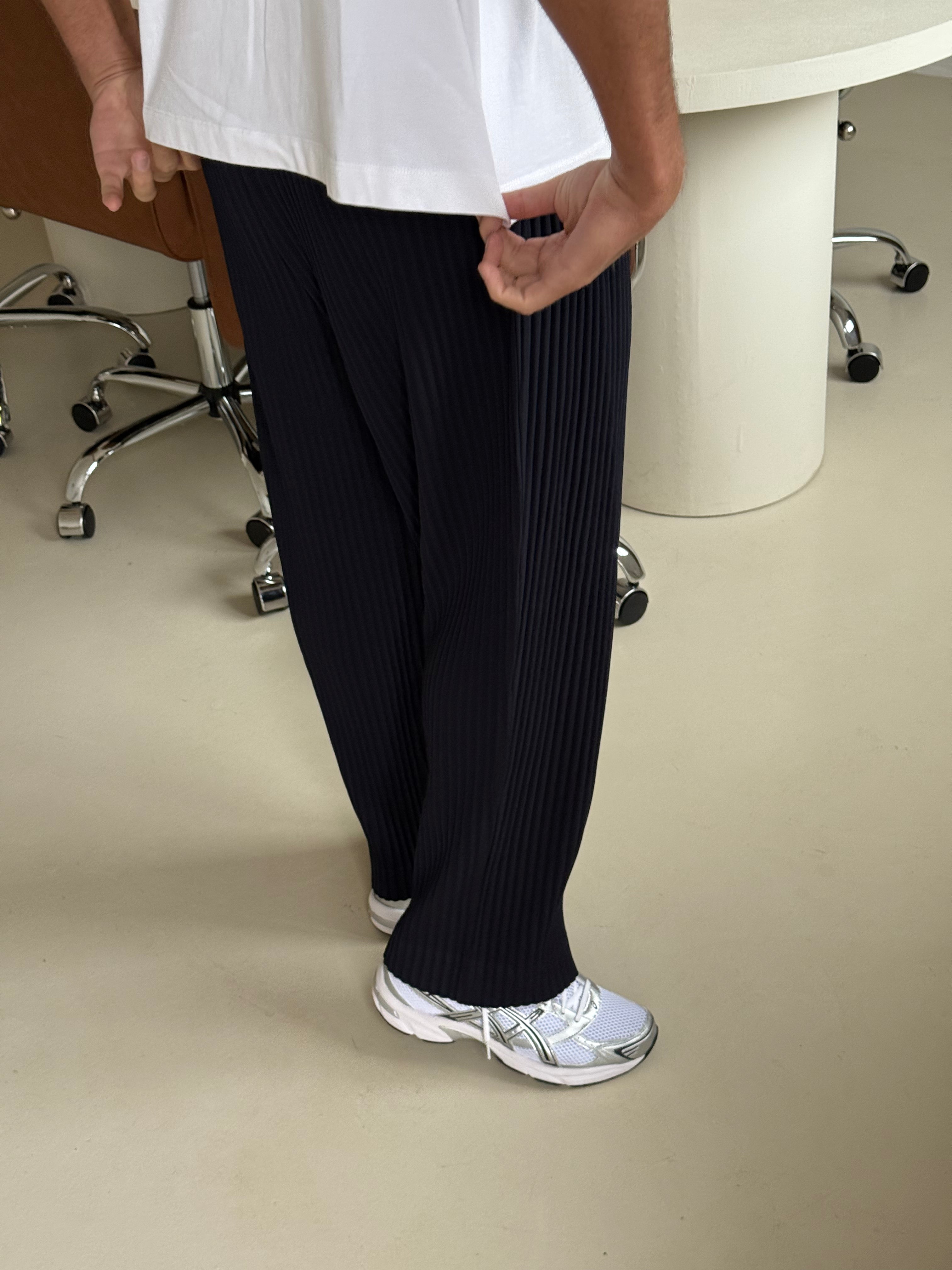 PLEAT TROUSER NAVY