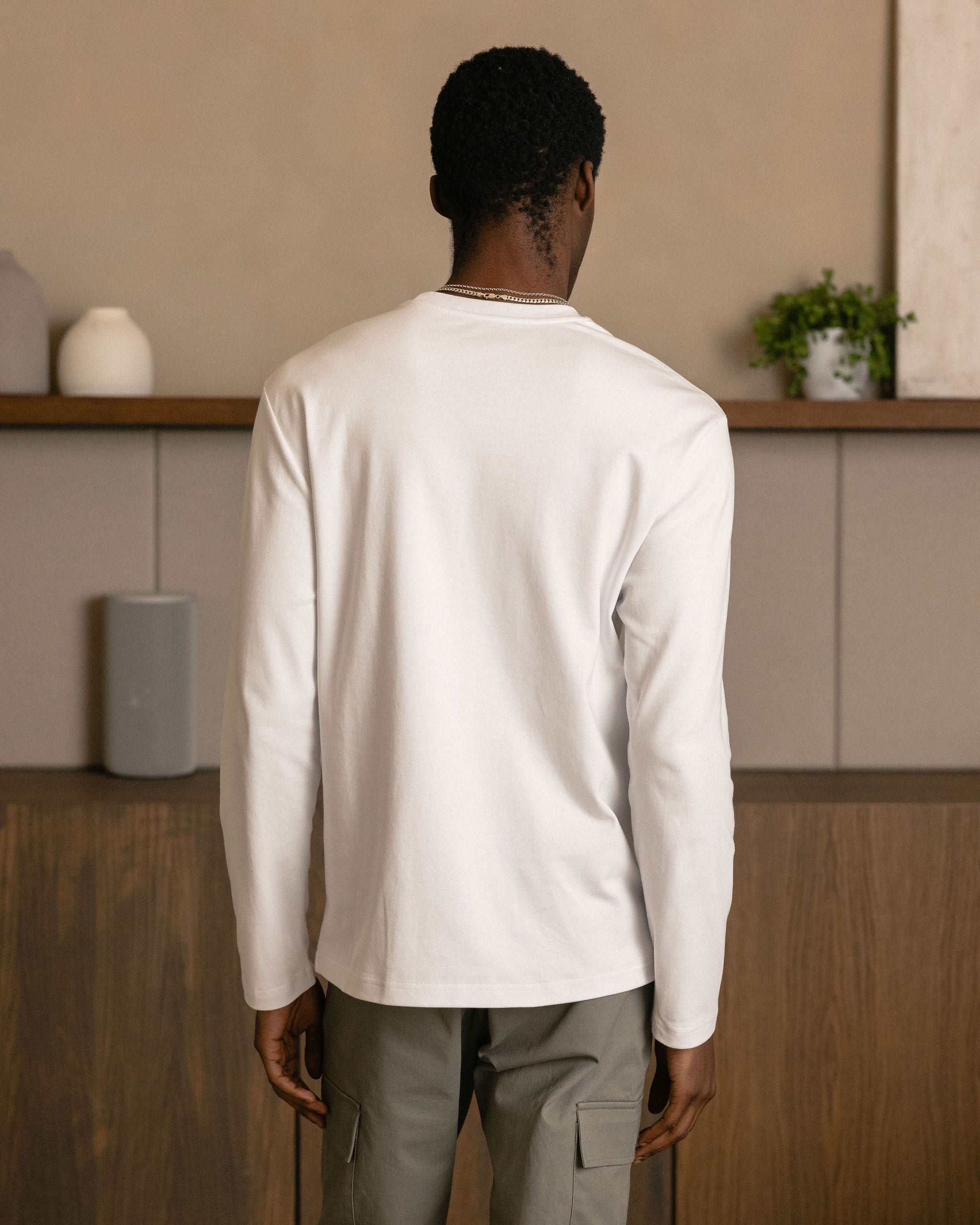 ESSENTIAL CREWNECK WHITE