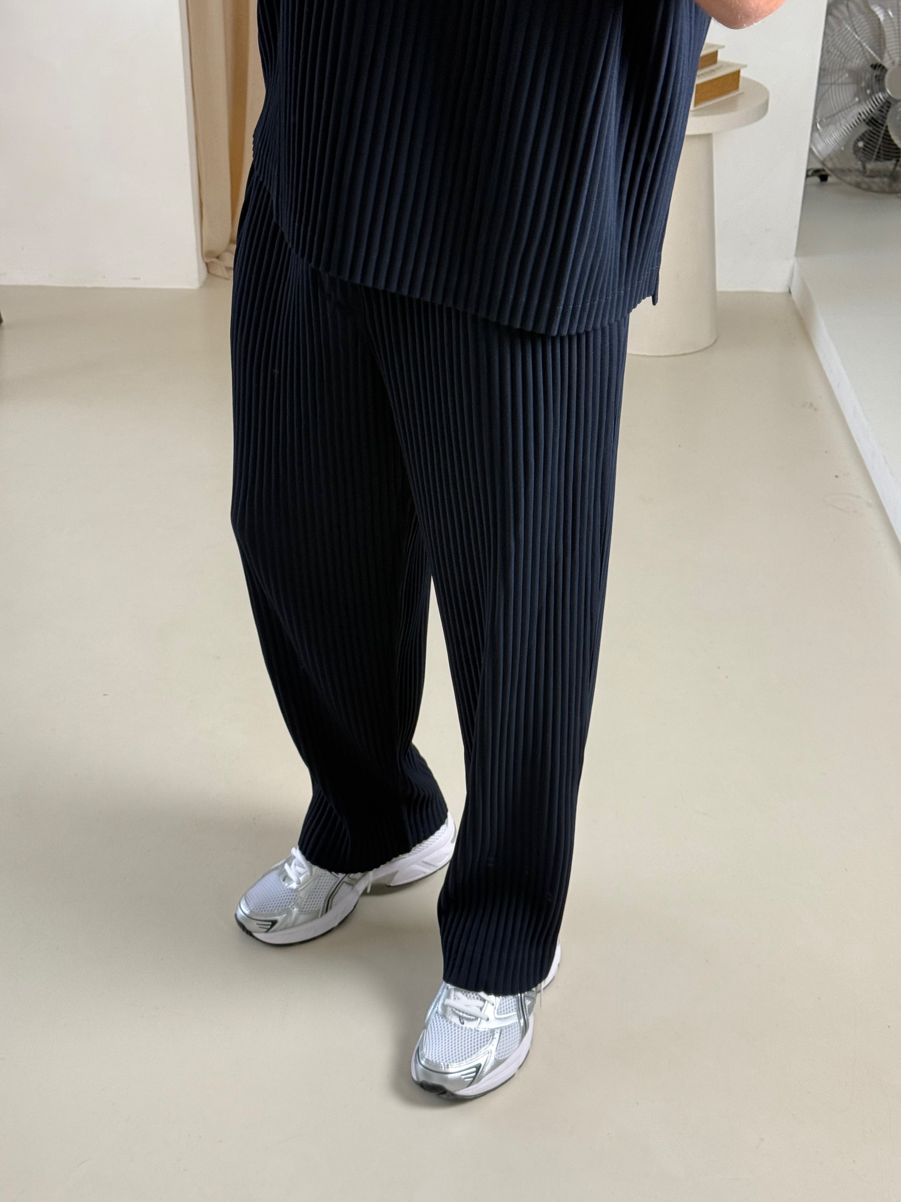 PLEAT TROUSER NAVY