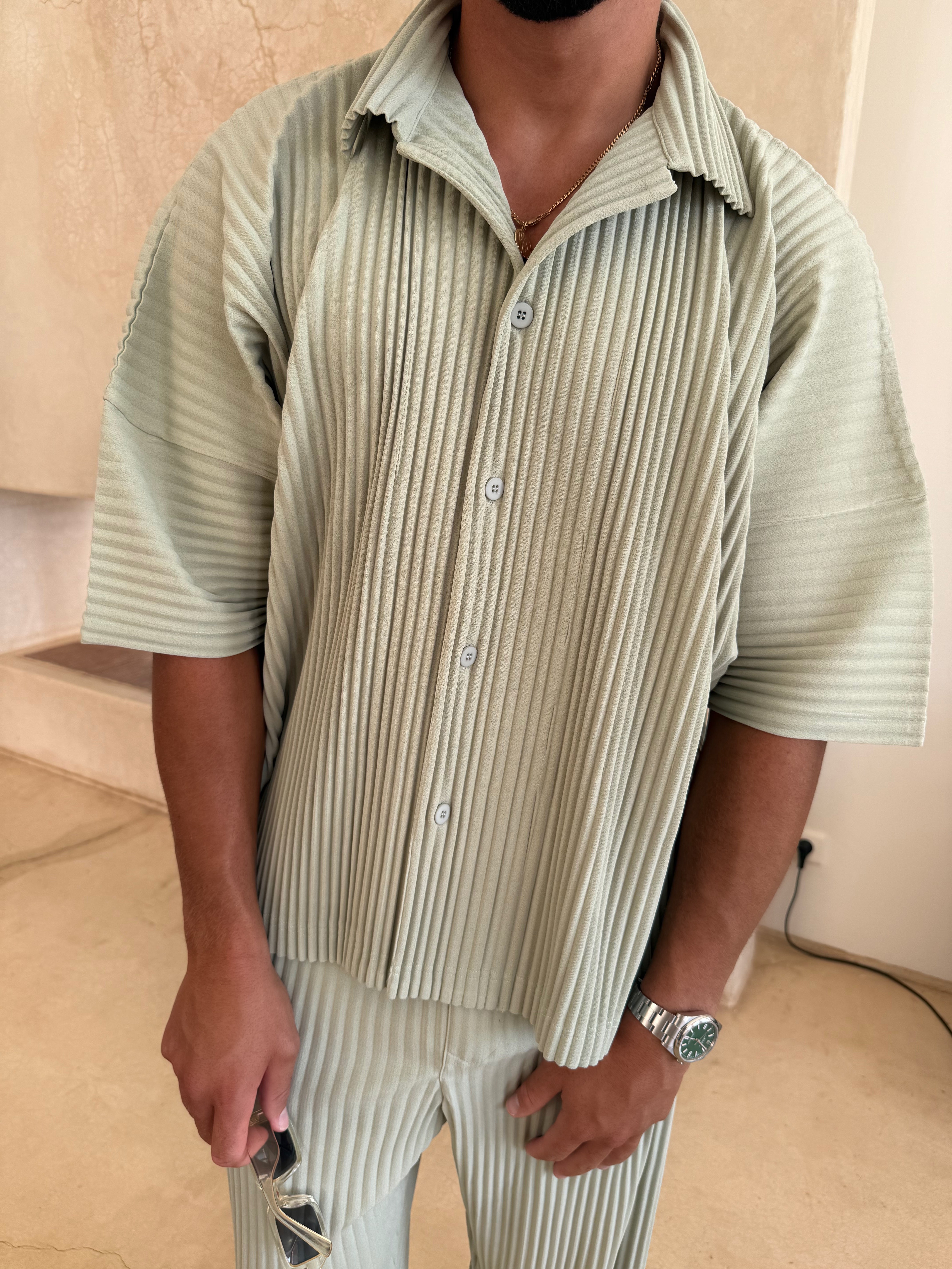 PLEAT SHIRT PISTACHÉ