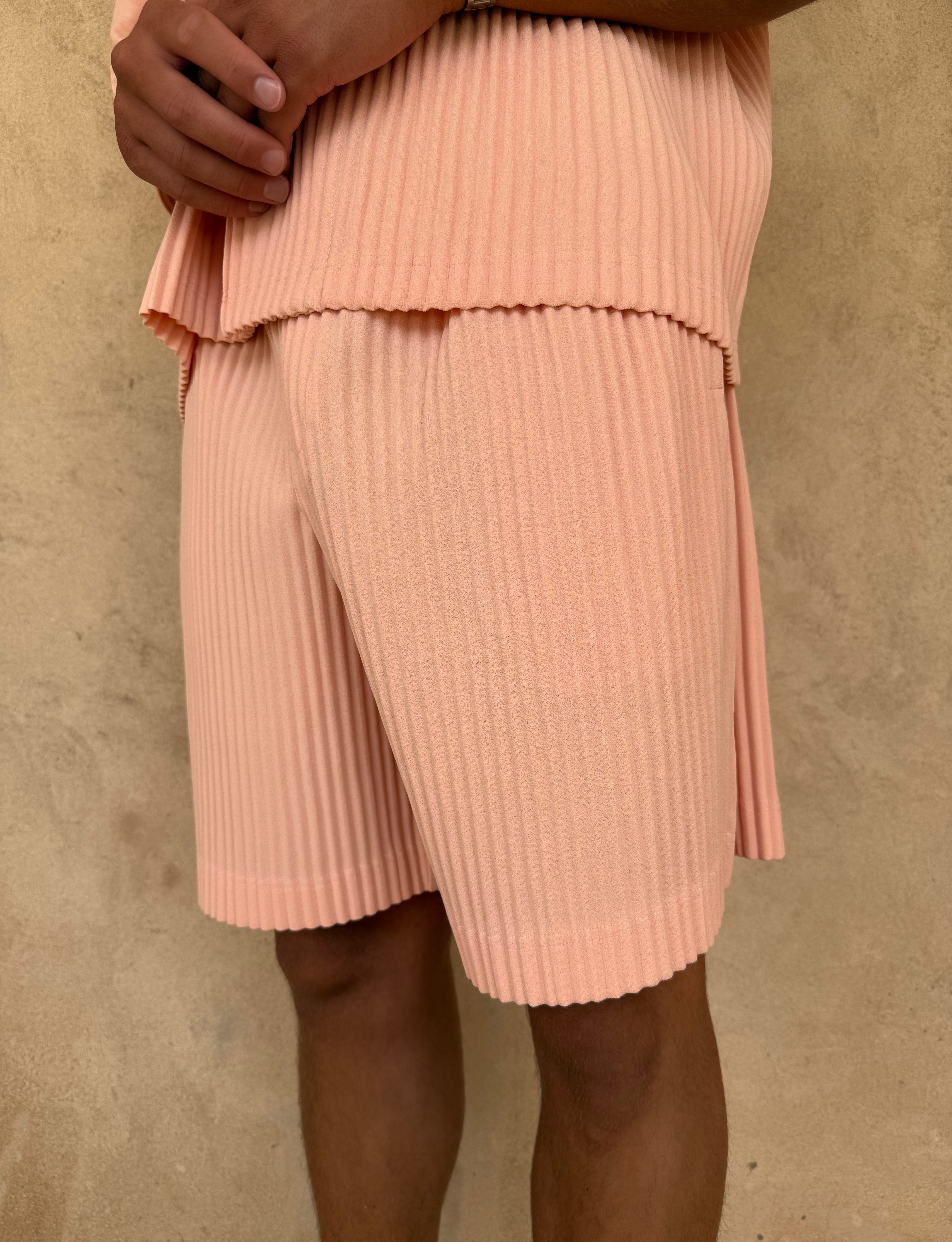 PLEAT SHORTS PINK